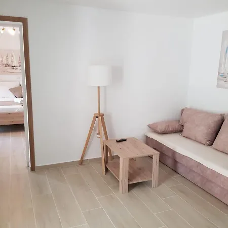 In With Sea View, Terrace, Air Conditioning, Wifi 4552-6 * Supetarska Draga
