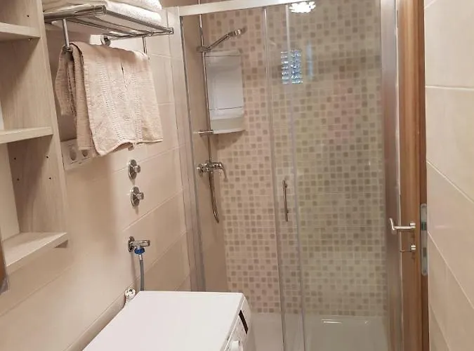 In With Sea View, Terrace, Air Conditioning, Wifi 4552-6 * スペタルスカ・ドラガ