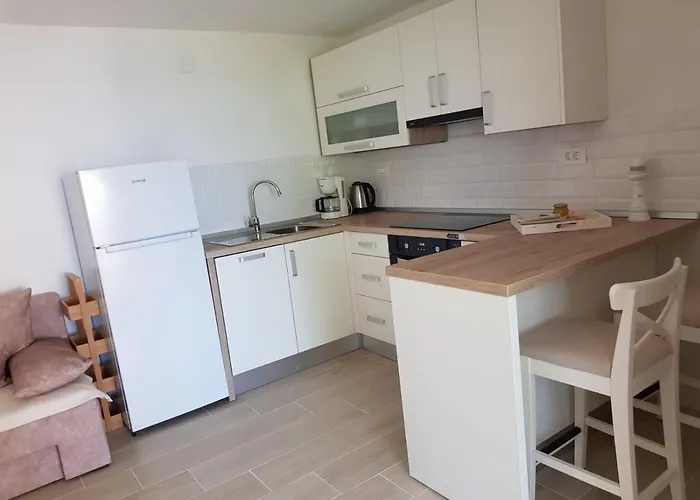 In With Sea View, Terrace, Air Conditioning, Wifi 4552-6 スペタルスカ・ドラガ