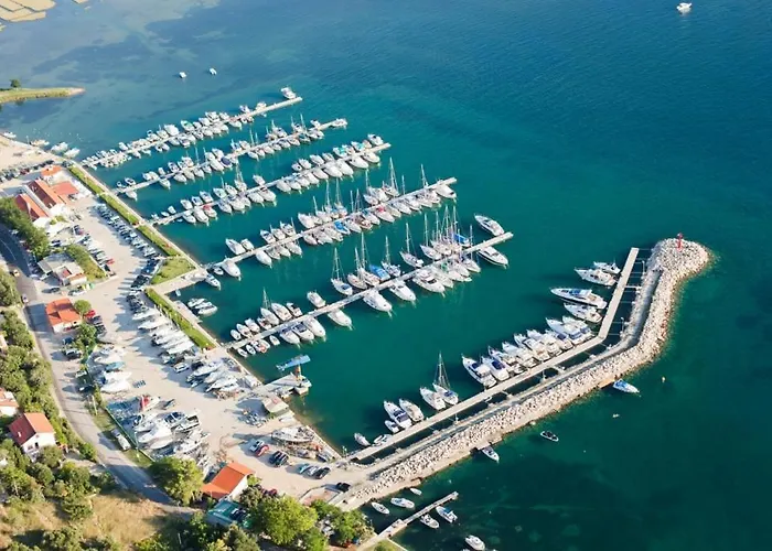 In With Sea View, Terrace, Air Conditioning, Wifi 4552-6 Daire *