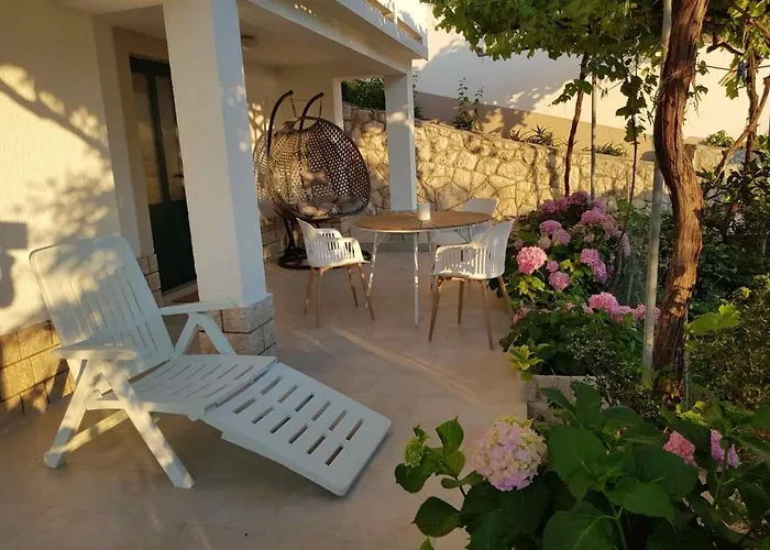 In With Sea View, Terrace, Air Conditioning, Wifi 4552-6 Apartment